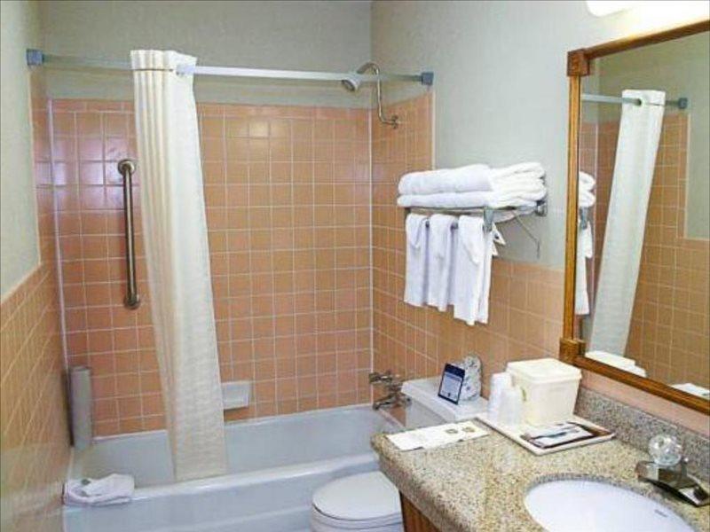 Best Western Hospitality House Emporia Buitenkant foto