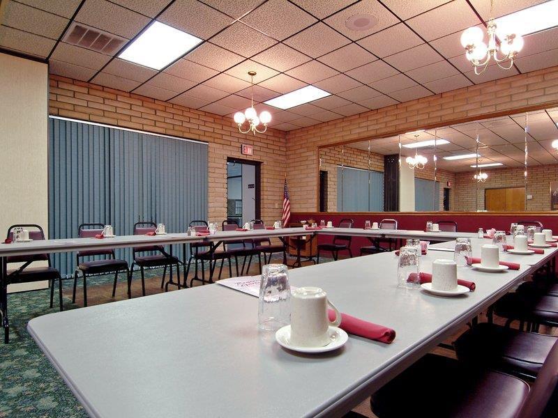 Best Western Hospitality House Emporia Restaurant foto
