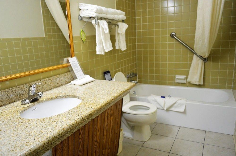 Best Western Hospitality House Emporia Buitenkant foto